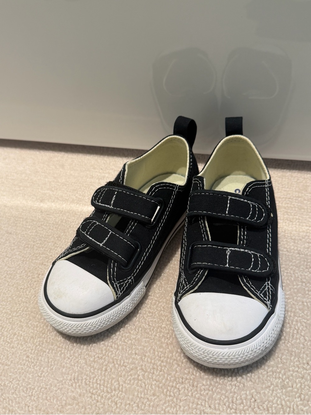 Kids Black converse Velcro Sneakers